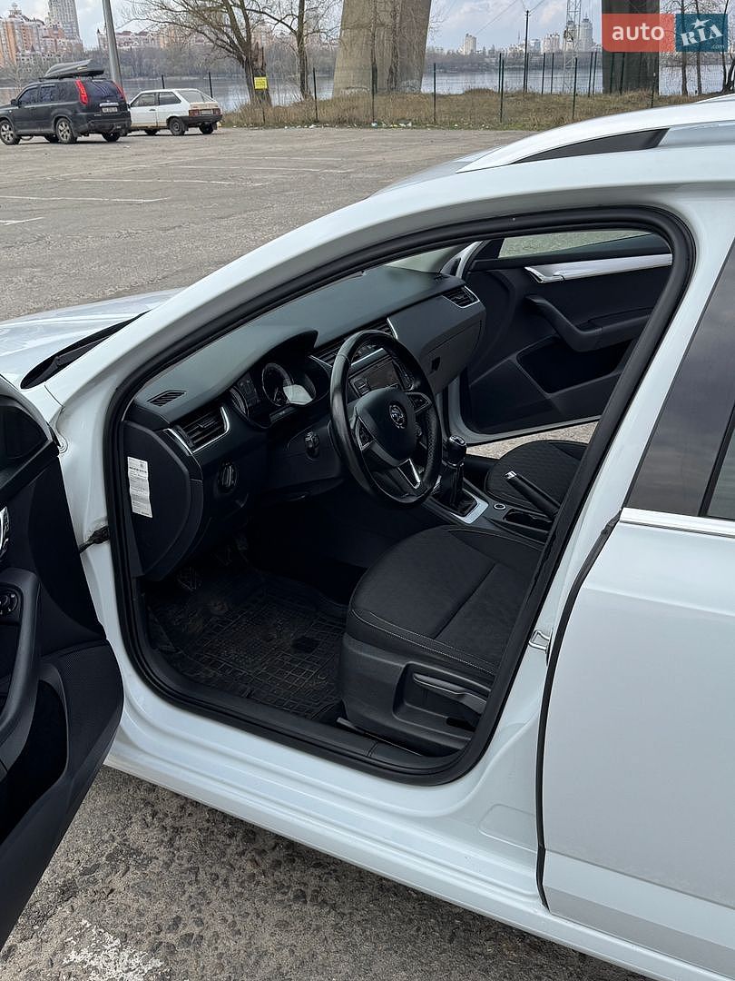 Skoda Octavia 2015 VIN TMBJJ7NE1G0150854 фото оголошення 83 з 155
