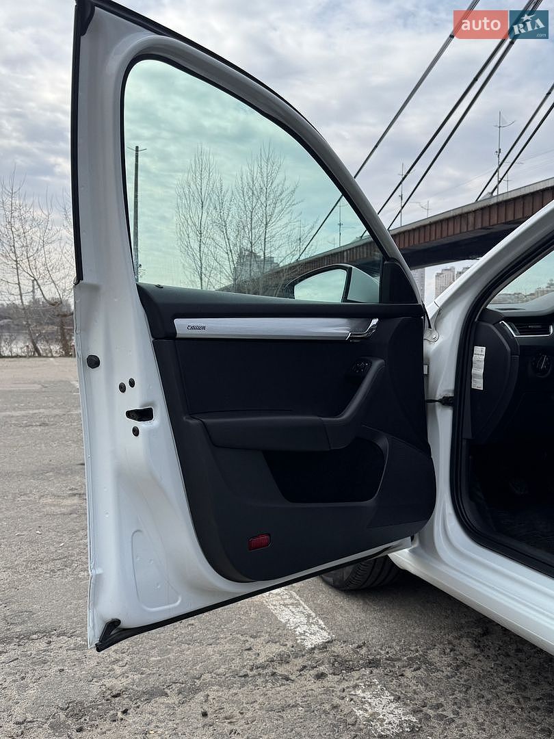 Skoda Octavia 2015 VIN TMBJJ7NE1G0150854 фото оголошення 84 з 155