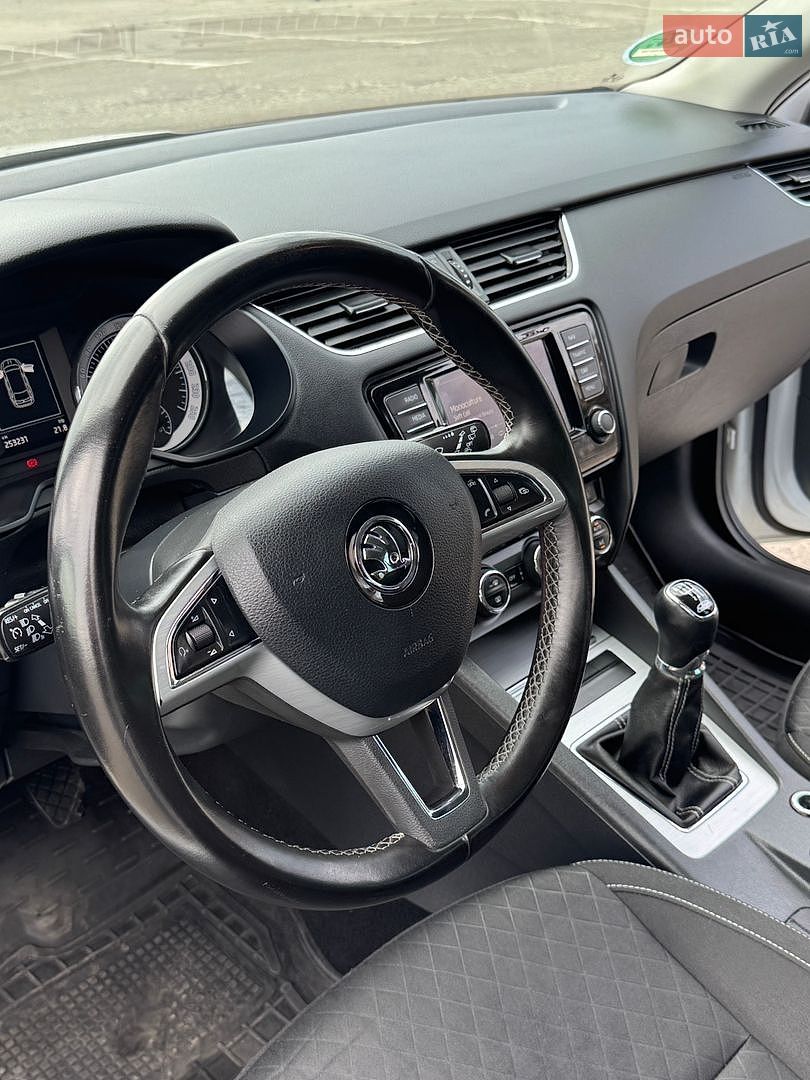 Skoda Octavia 2015 VIN TMBJJ7NE1G0150854 фото оголошення 86 з 155