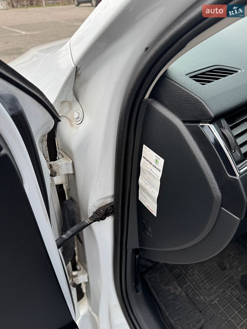 Skoda Octavia 2015 VIN TMBJJ7NE1G0150854 фото оголошення 92 з 155