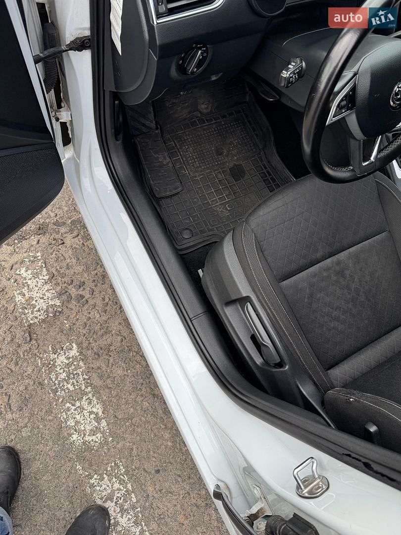 Skoda Octavia 2015 VIN TMBJJ7NE1G0150854 фото оголошення 96 з 155