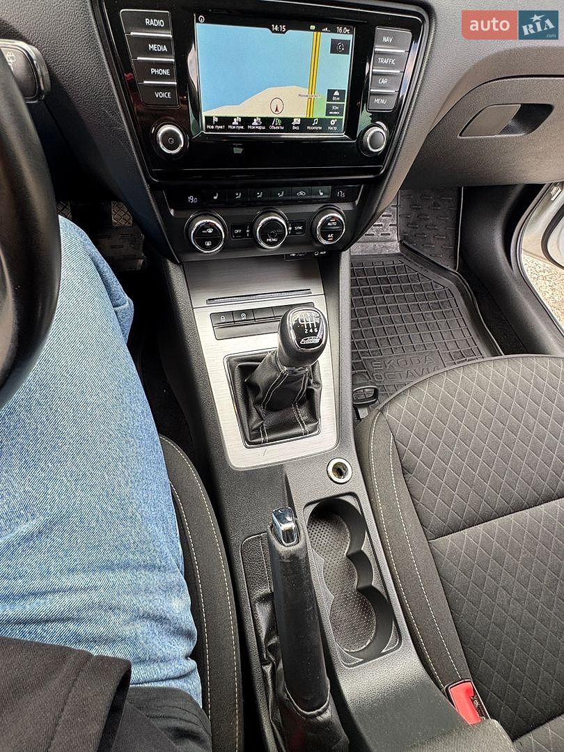 Skoda Octavia 2015 VIN TMBJJ7NE1G0150854 фото оголошення 99 з 155