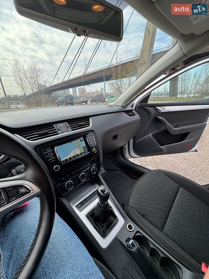 Skoda Octavia 2015 VIN TMBJJ7NE1G0150854 фото оголошення 101 з 155