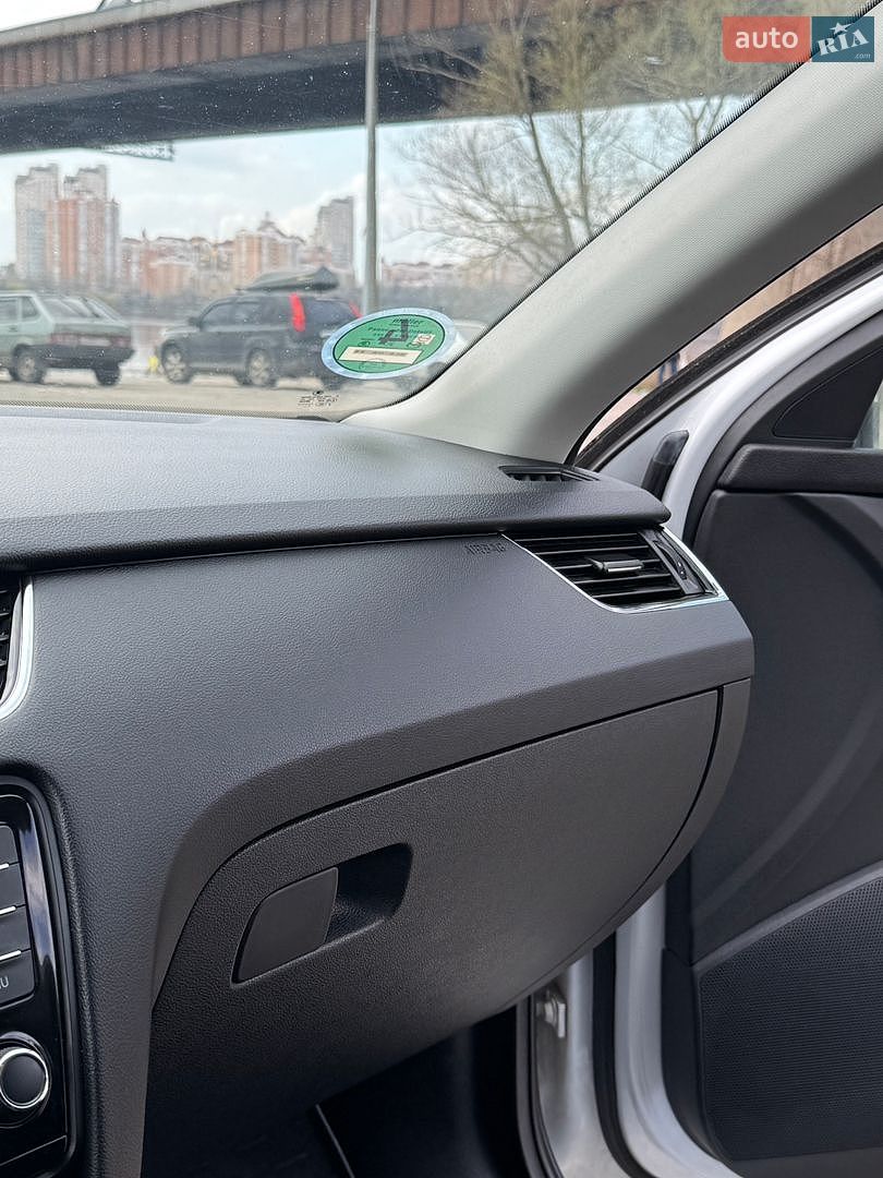 Skoda Octavia 2015 VIN TMBJJ7NE1G0150854 фото оголошення 102 з 155