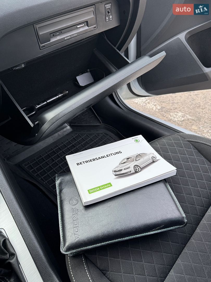 Skoda Octavia 2015 VIN TMBJJ7NE1G0150854 фото оголошення 110 з 155