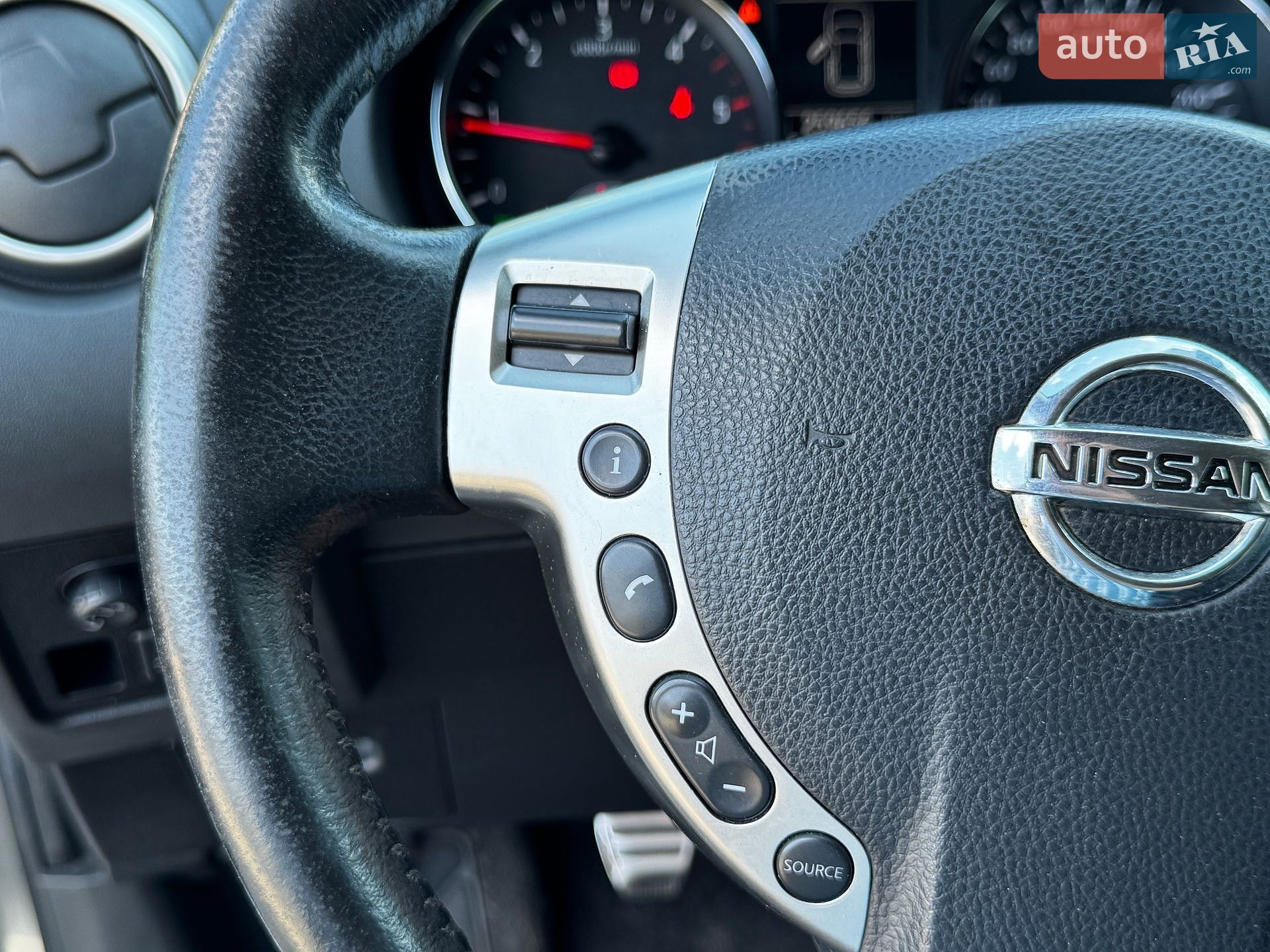 Nissan Qashqai 2012 VIN SJNFENJ10U2464621 фото оголошення 30 з 48