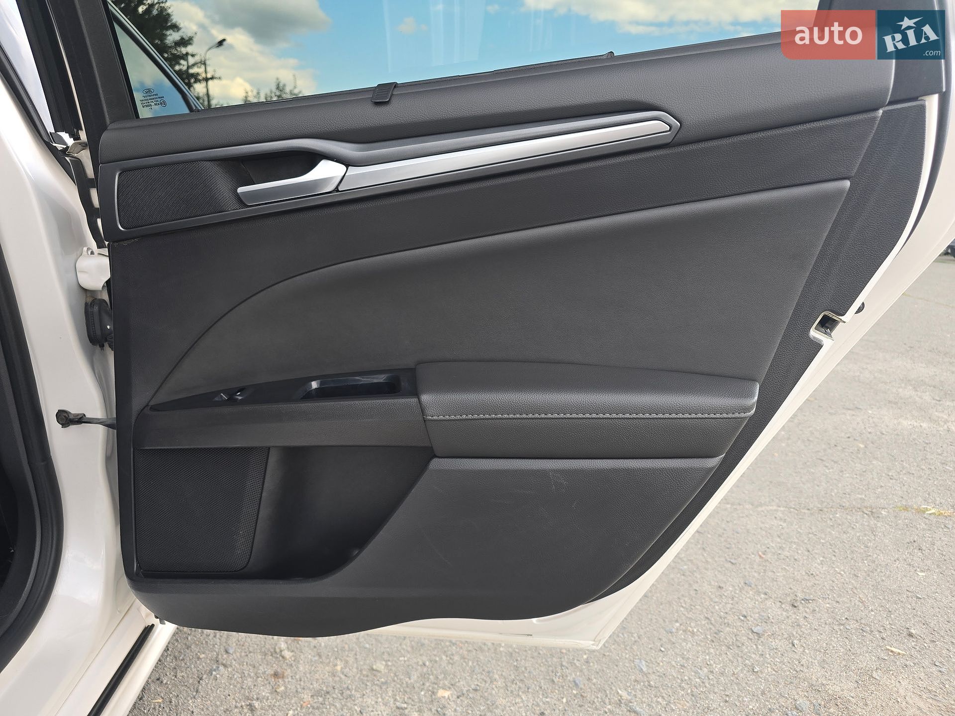 Ford Mondeo 2016 VIN WF0DXXWPCGGB19755 фото оголошення 53 з 68