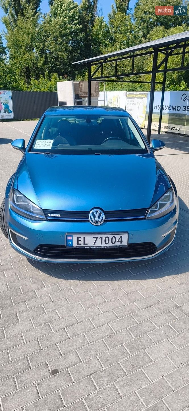 Volkswagen e-Golf 2015 VIN WVWZZZAUZGW900231 фото оголошення 3 з 51