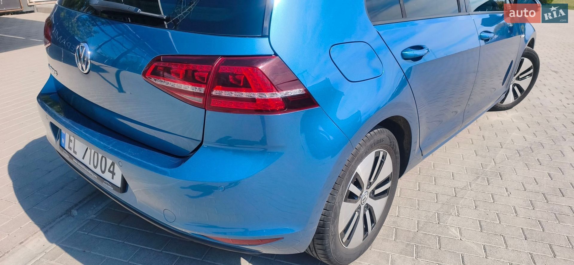 Volkswagen e-Golf 2015 VIN WVWZZZAUZGW900231 фото оголошення 14 з 51
