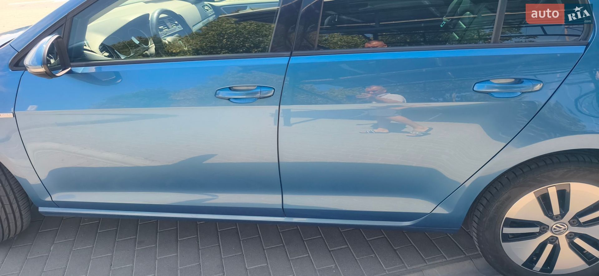 Volkswagen e-Golf 2015 VIN WVWZZZAUZGW900231 фото оголошення 17 з 51