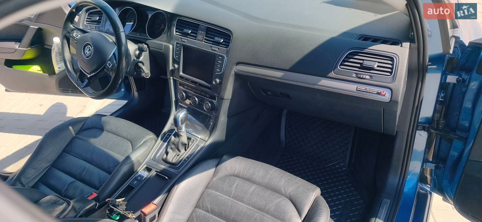 Volkswagen e-Golf 2015 VIN WVWZZZAUZGW900231 фото оголошення 31 з 51