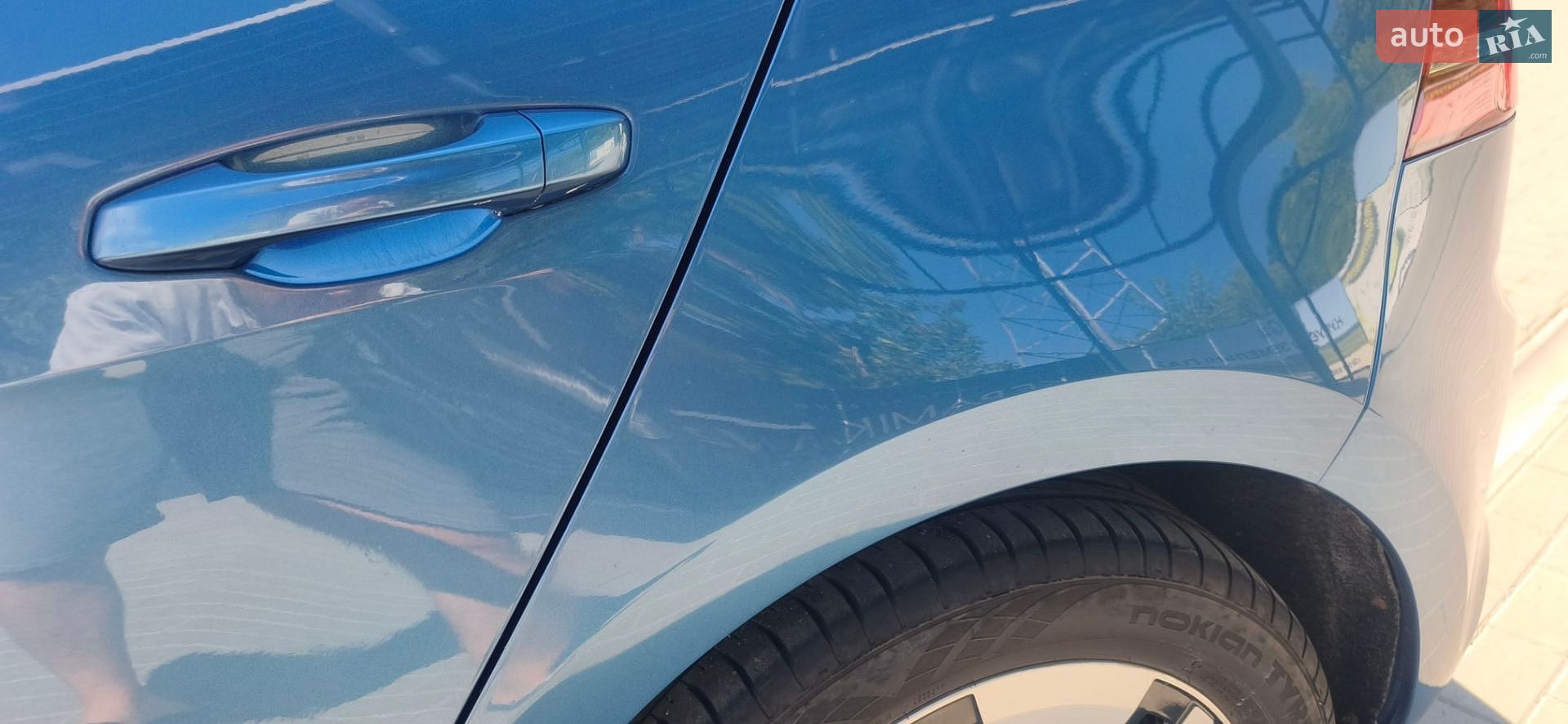 Volkswagen e-Golf 2015 VIN WVWZZZAUZGW900231 фото оголошення 49 з 51