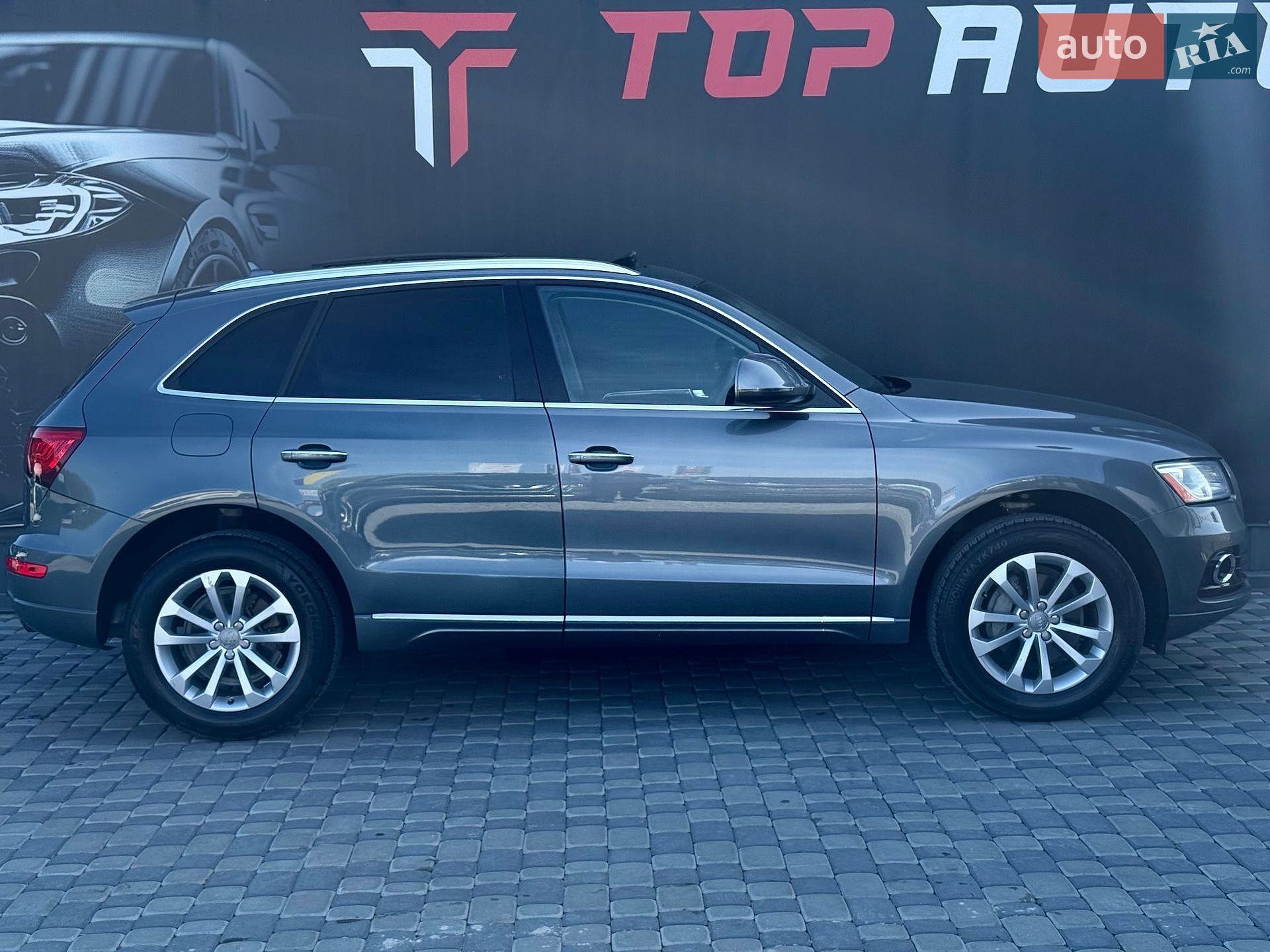 Audi Q5 2015 VIN WA1LFAFP9FA012795 фото оголошення 12 з 56