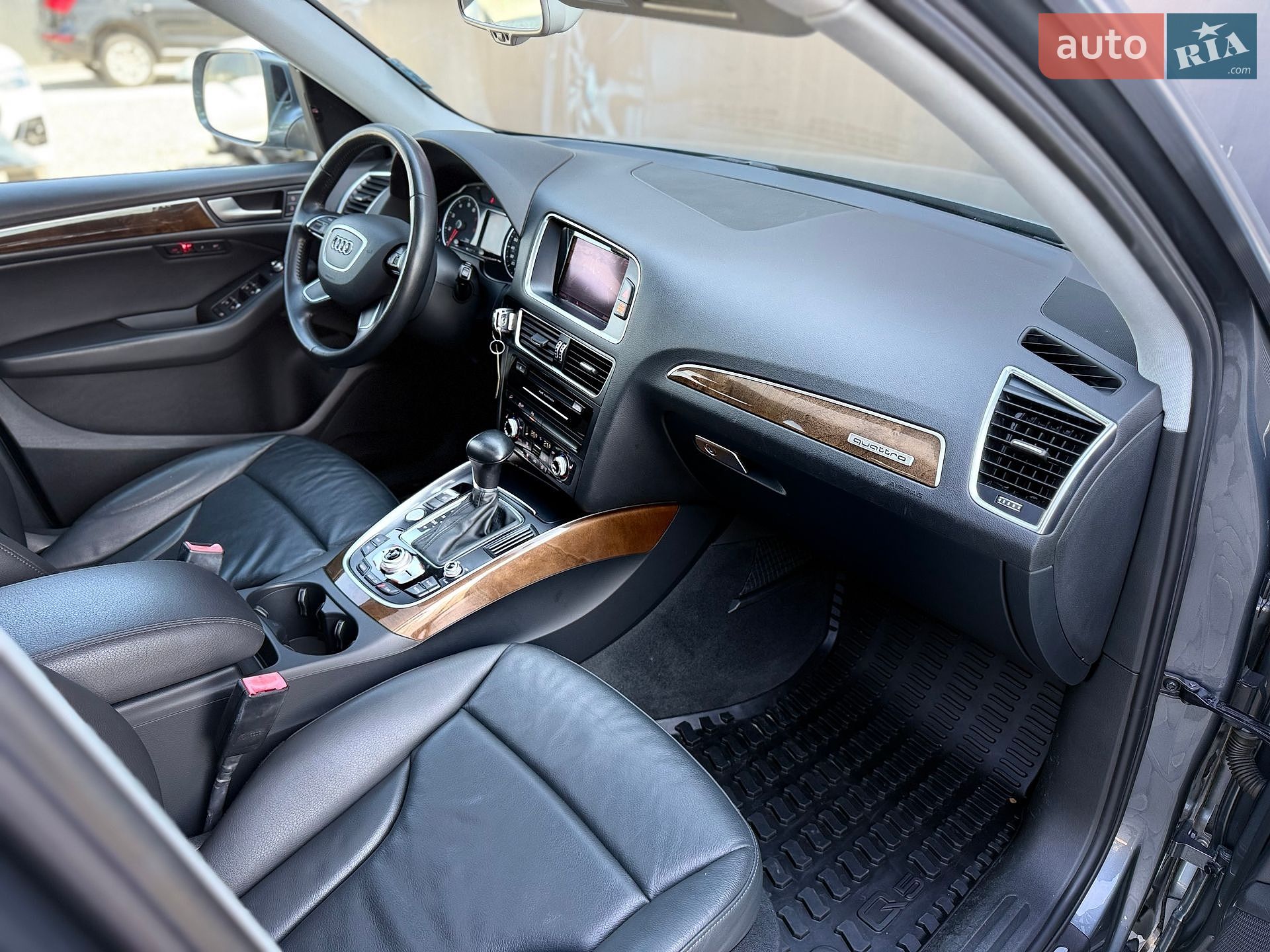 Audi Q5 2015 VIN WA1LFAFP9FA012795 фото оголошення 41 з 56