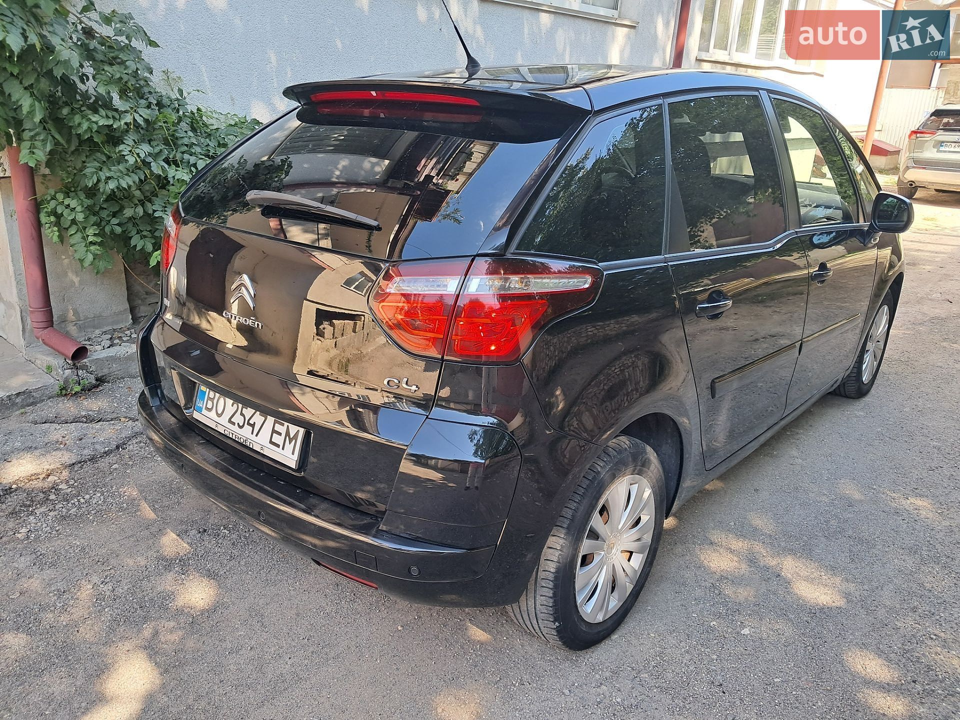 Citroen C4 Picasso 2012 VIN VF7UD9HR8CJ566211 фото оголошення 4 з 15