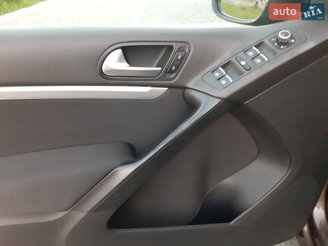 Volkswagen Tiguan 2012 VIN WVGZZZ5NZCW083810 фото оголошення 12 з 31