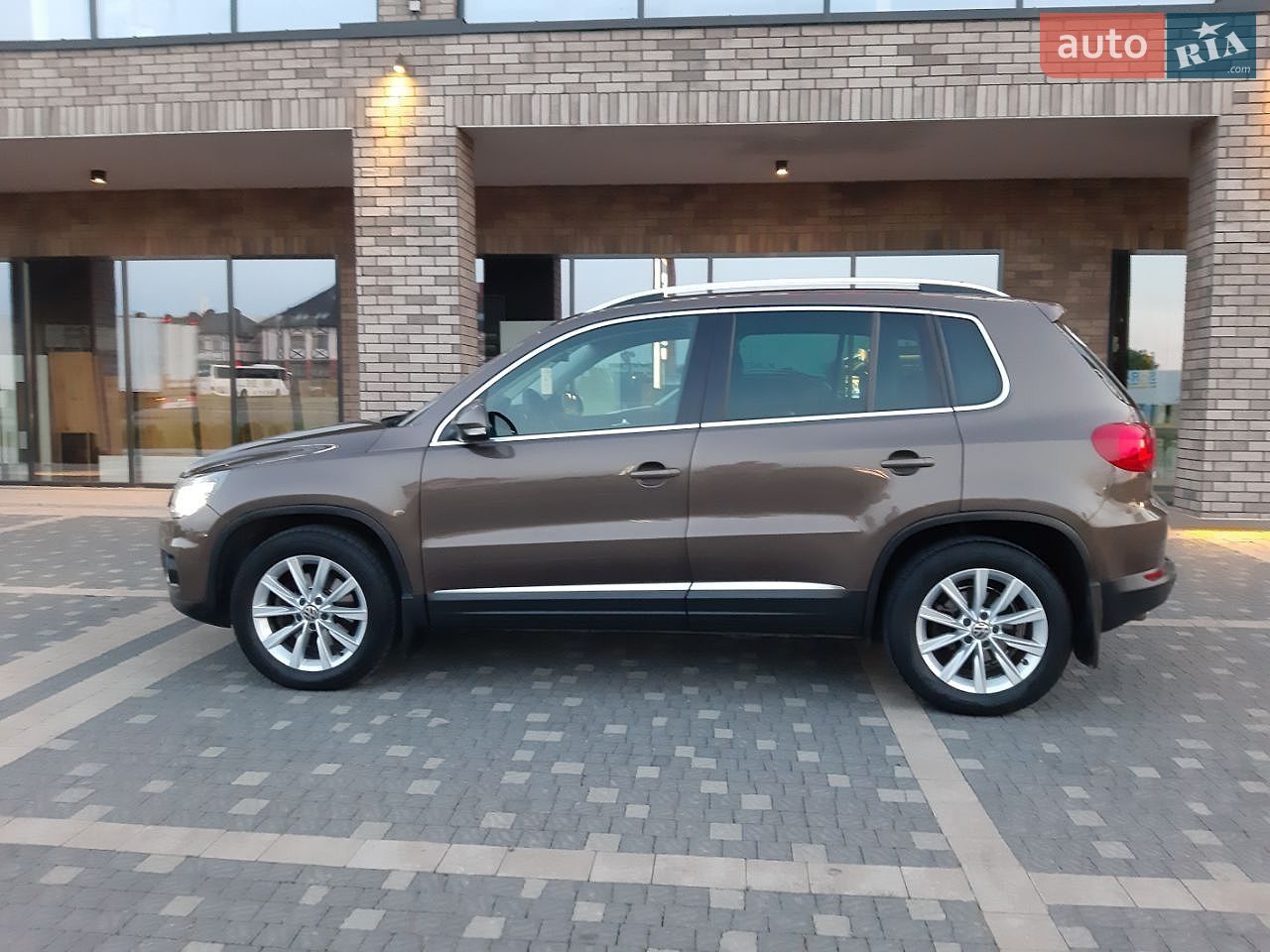 Volkswagen Tiguan 2012 VIN WVGZZZ5NZCW083810 фото оголошення 10 з 31