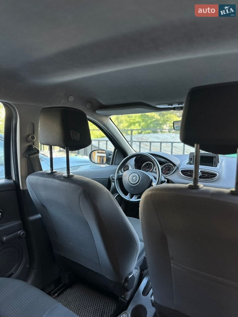 Renault Clio 2011 VIN VF1BR2V4H45147586 фото оголошення 3 з 19
