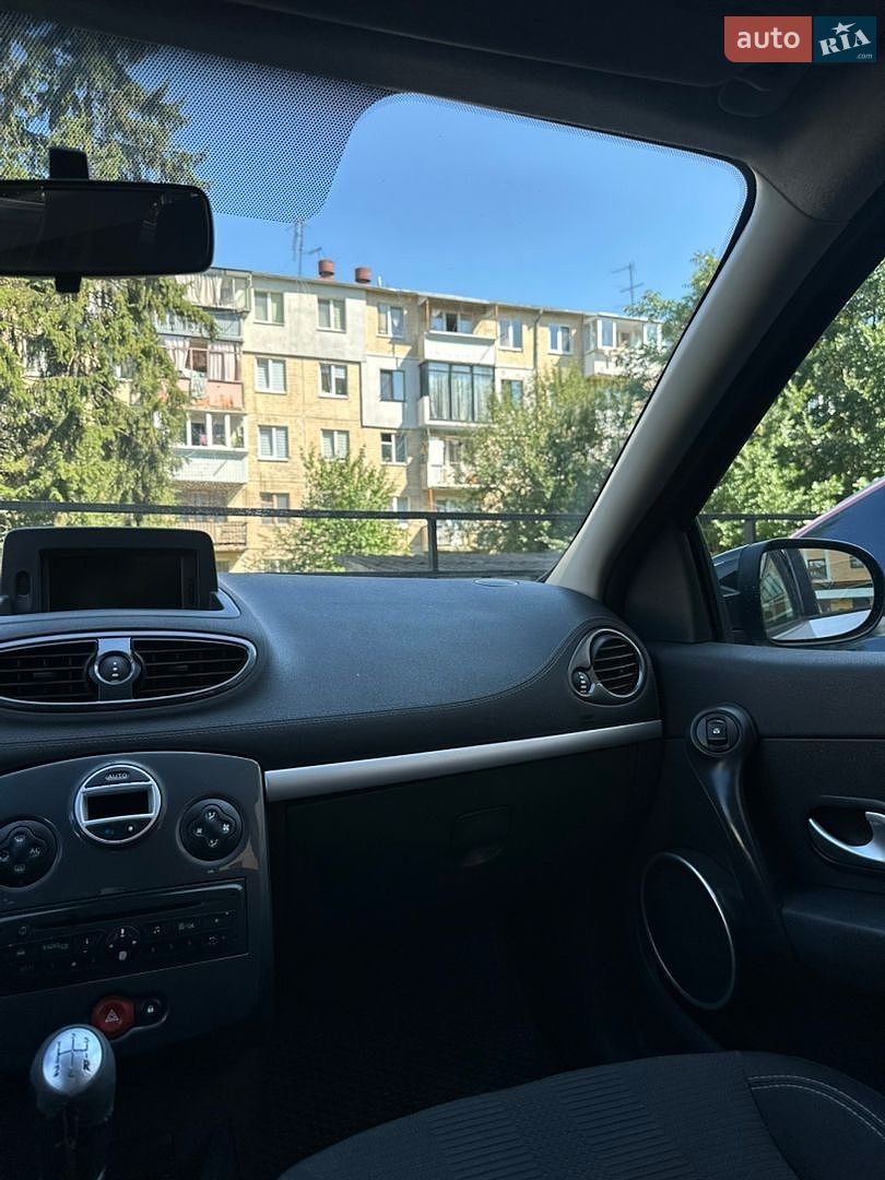 Renault Clio 2011 VIN VF1BR2V4H45147586 фото оголошення 9 з 19