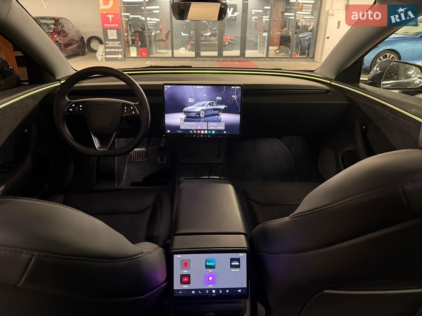 Tesla Model 3 2025 VIN 5YJ3E1EB5SF996415 фото оголошення 11 з 19