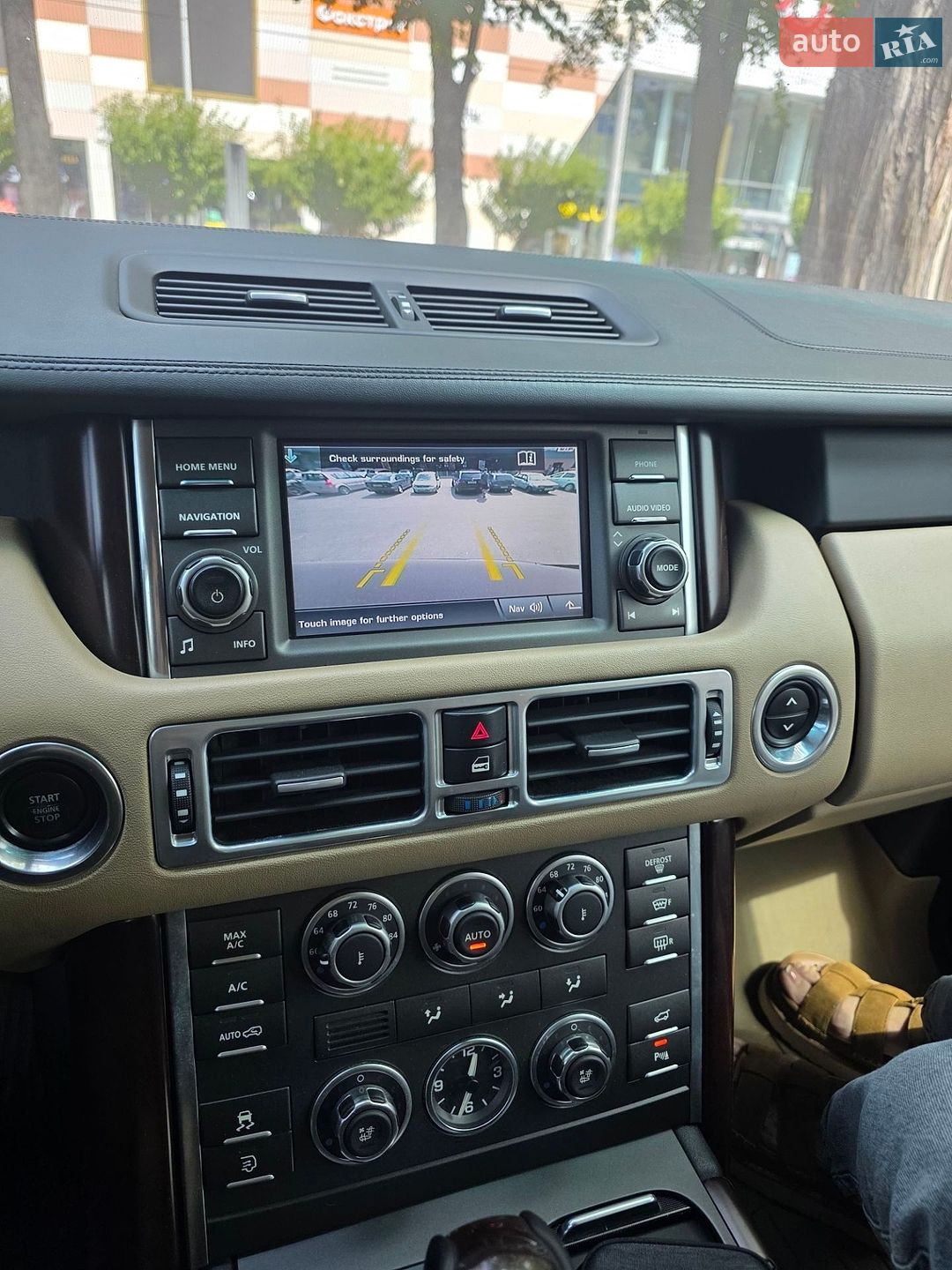 Land Rover Range Rover 2010 VIN SALMF1D49AA311045 фото оголошення 17 з 61