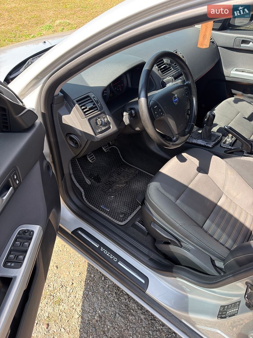 Volvo V50 2010 VIN YV1MW84E1B2593488 фото оголошення 16 з 32