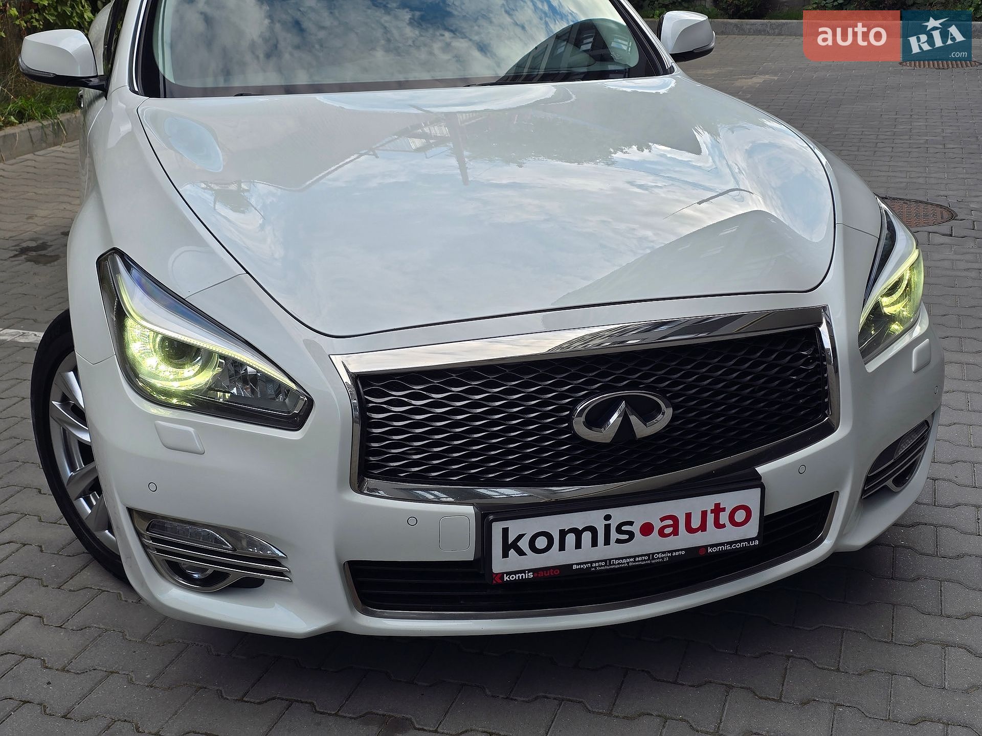 Infiniti Q70 2017 VIN JN1BCAY51U0770351 фото оголошення 11 з 67