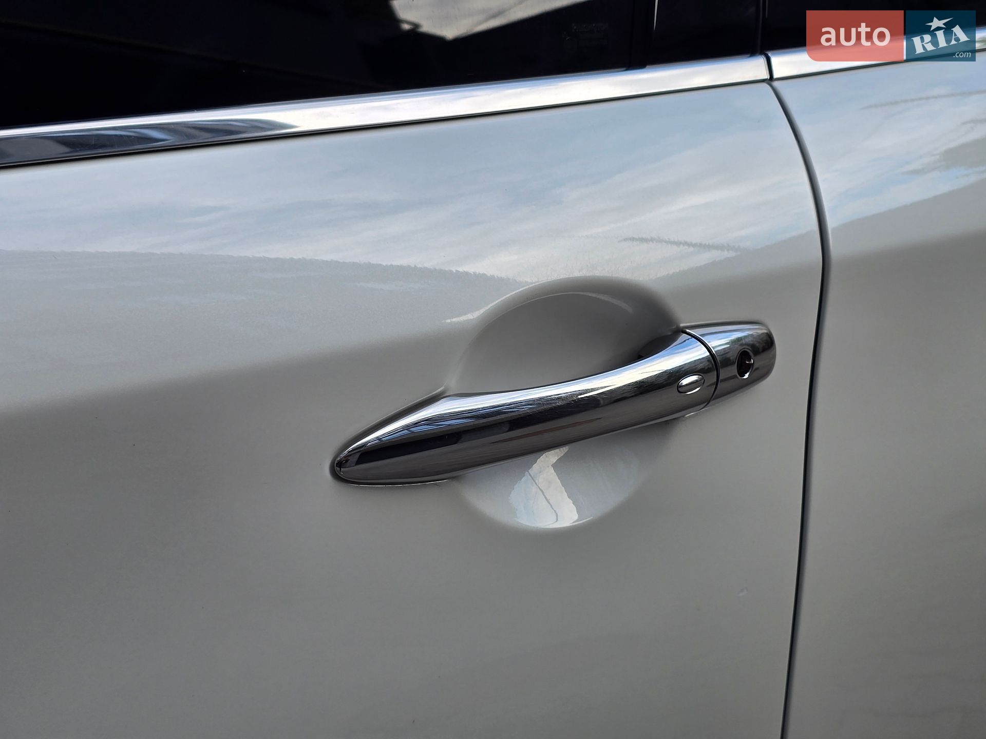Infiniti Q70 2017 VIN JN1BCAY51U0770351 фото оголошення 16 з 67