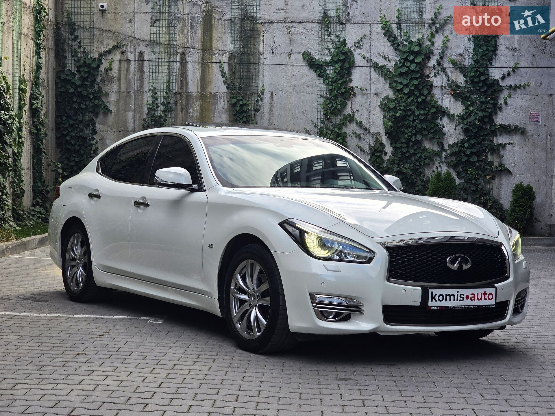 Infiniti Q70 2017 VIN JN1BCAY51U0770351 фото оголошення 3 з 67