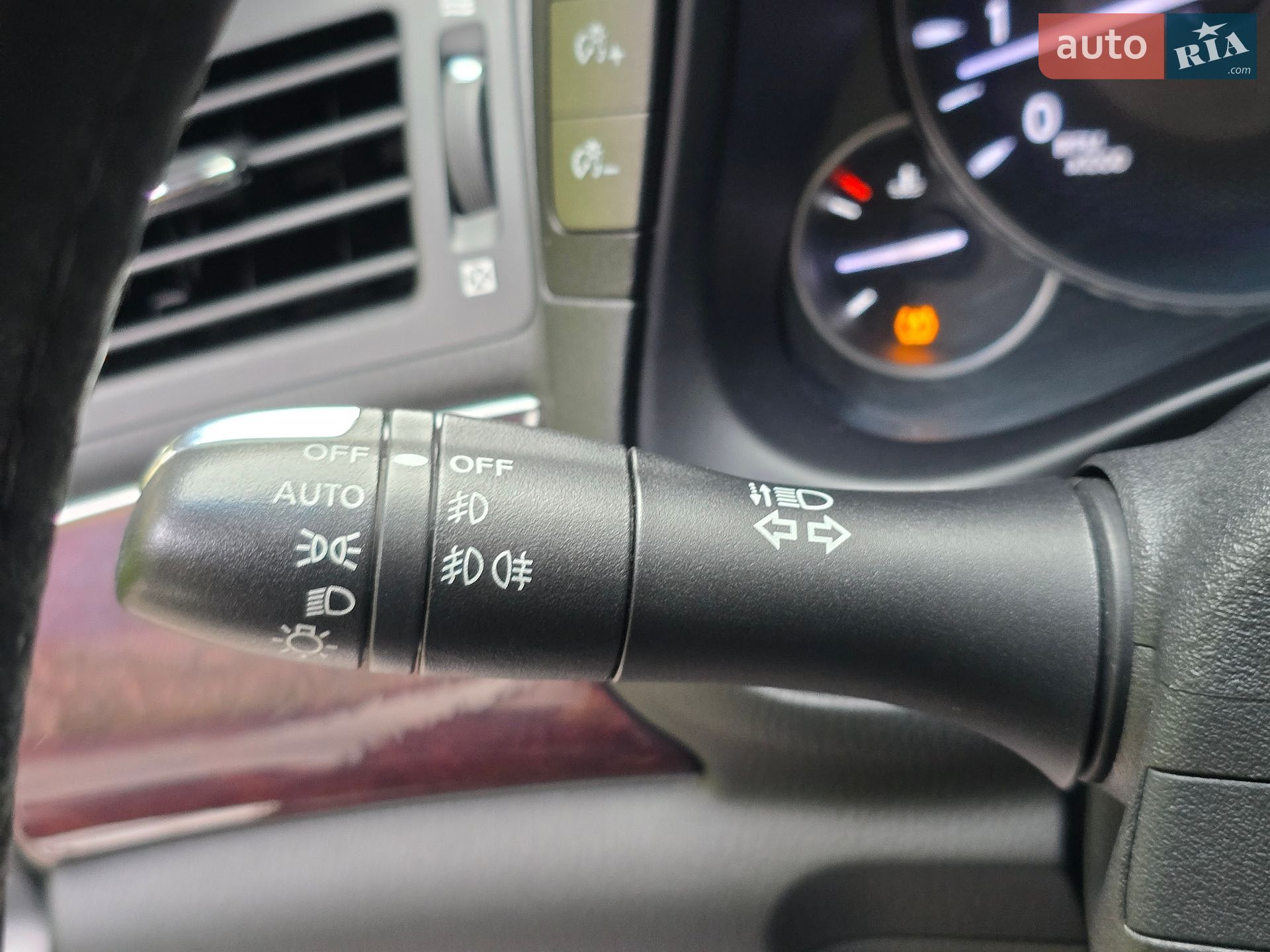 Infiniti Q70 2017 VIN JN1BCAY51U0770351 фото оголошення 26 з 67