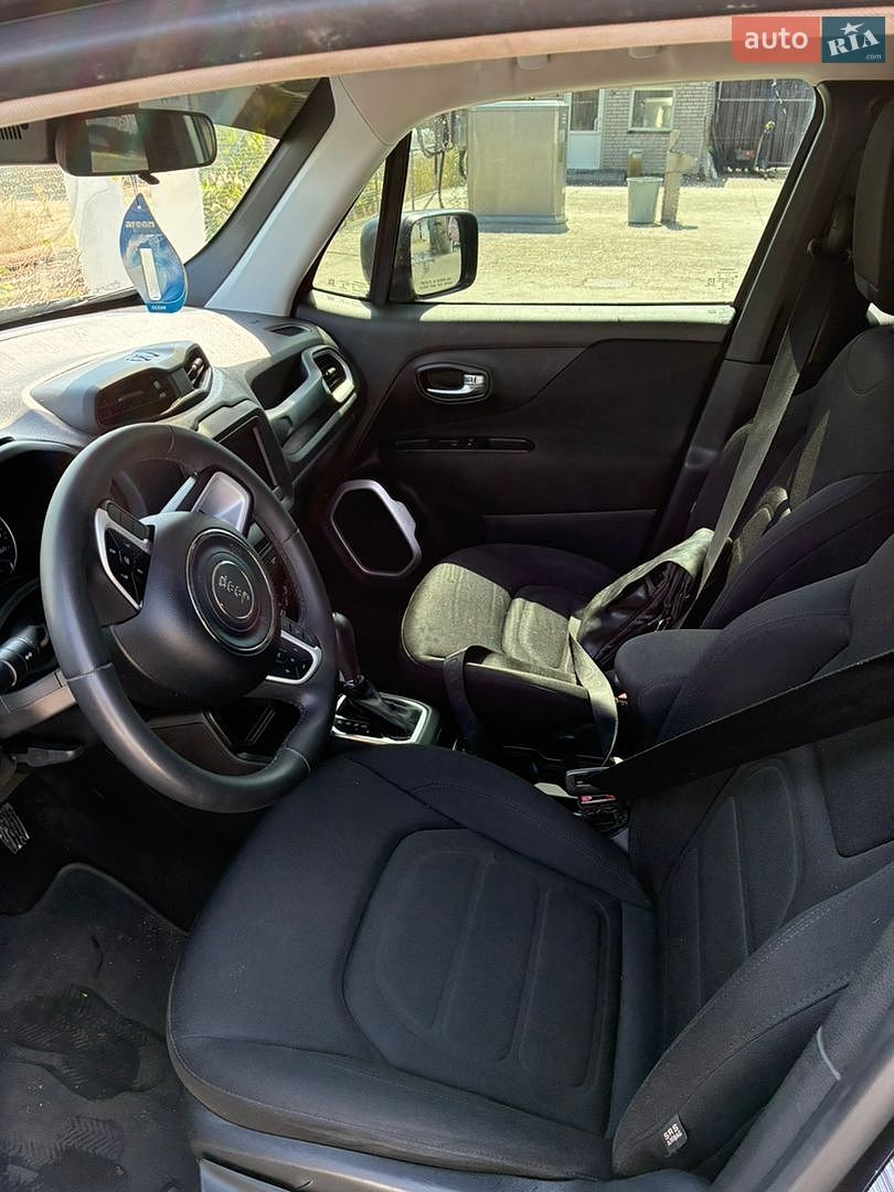 Jeep Renegade 2018 VIN ZACCJBBB0JPH50112 фото оголошення 25 з 43