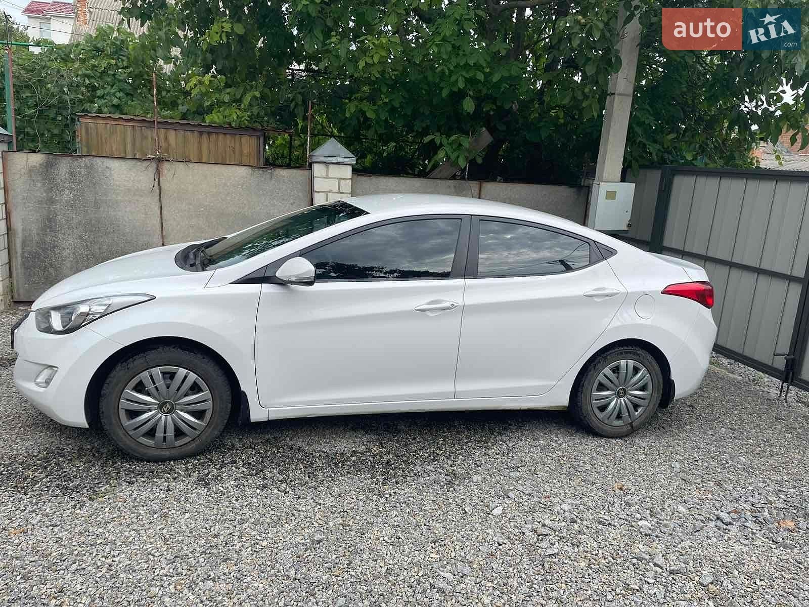 Hyundai Elantra 2013 VIN KMHDH41EBDU001388 фото оголошення 2 з 9