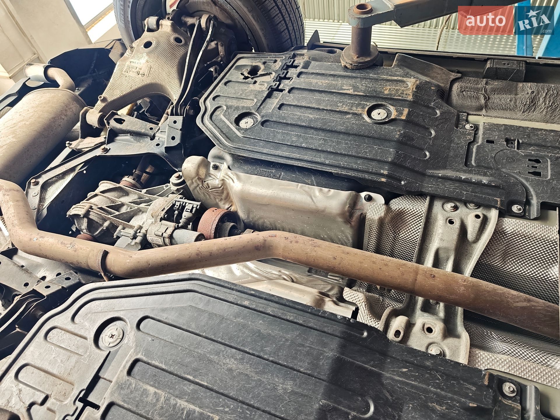 Volvo XC60 2019 VIN YV4102RK7L1421763 фото оголошення 7 з 63