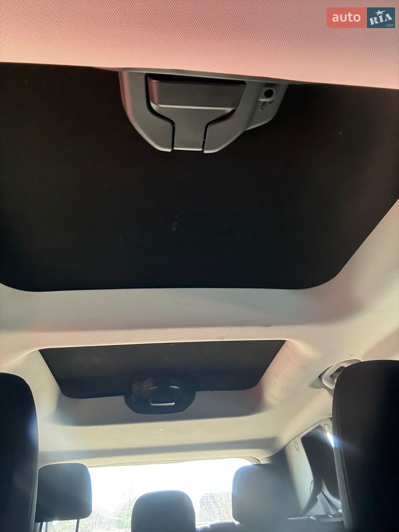 Jeep Renegade 2018 VIN ZACCJBBB0JPH50112 фото оголошення 37 з 43