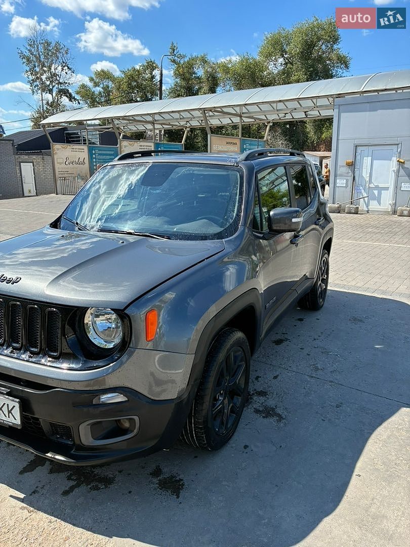 Jeep Renegade 2018 VIN ZACCJBBB0JPH50112 фото оголошення 40 з 43