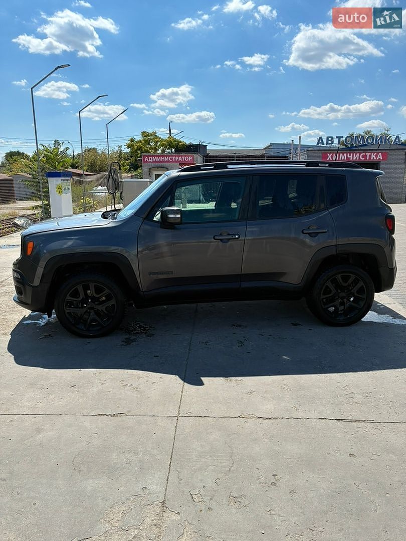 Jeep Renegade 2018 VIN ZACCJBBB0JPH50112 фото оголошення 41 з 43