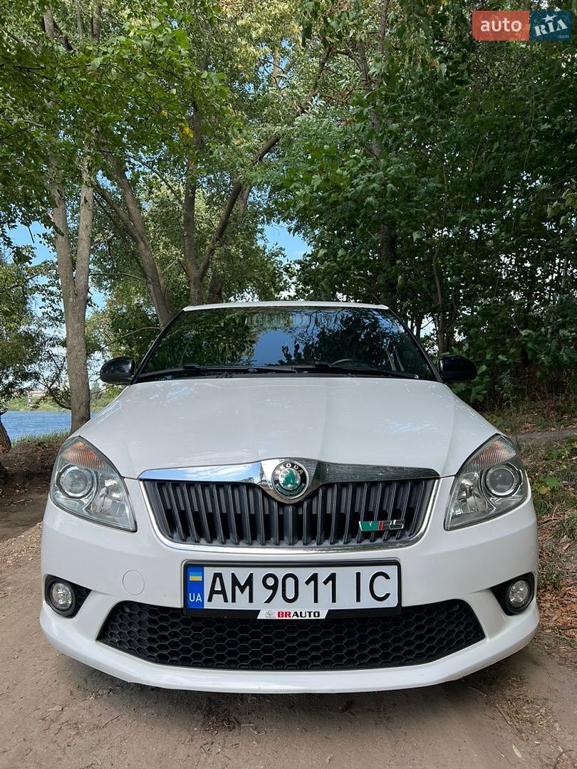 Skoda Fabia 2011 VIN TMBJP65J0C3037833 фото оголошення 6 з 32