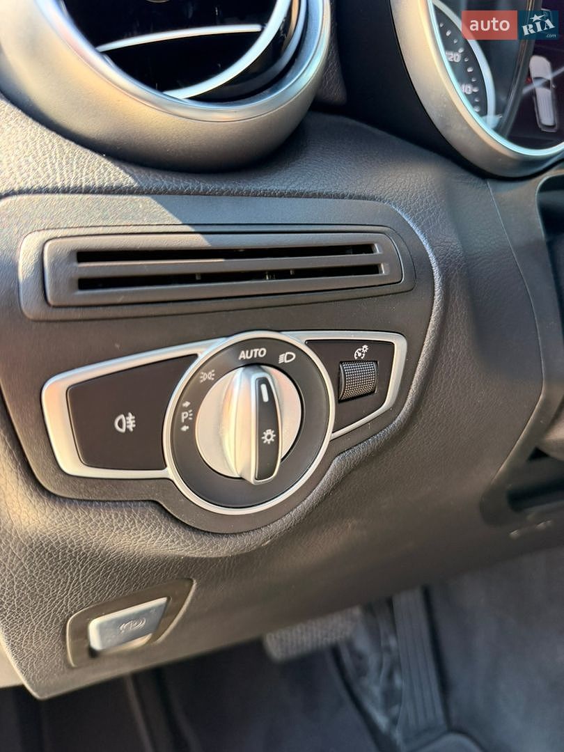 Mercedes-Benz GLC-Class 2019 VIN W1N0G8DB3LF759967 фото оголошення 9 з 22