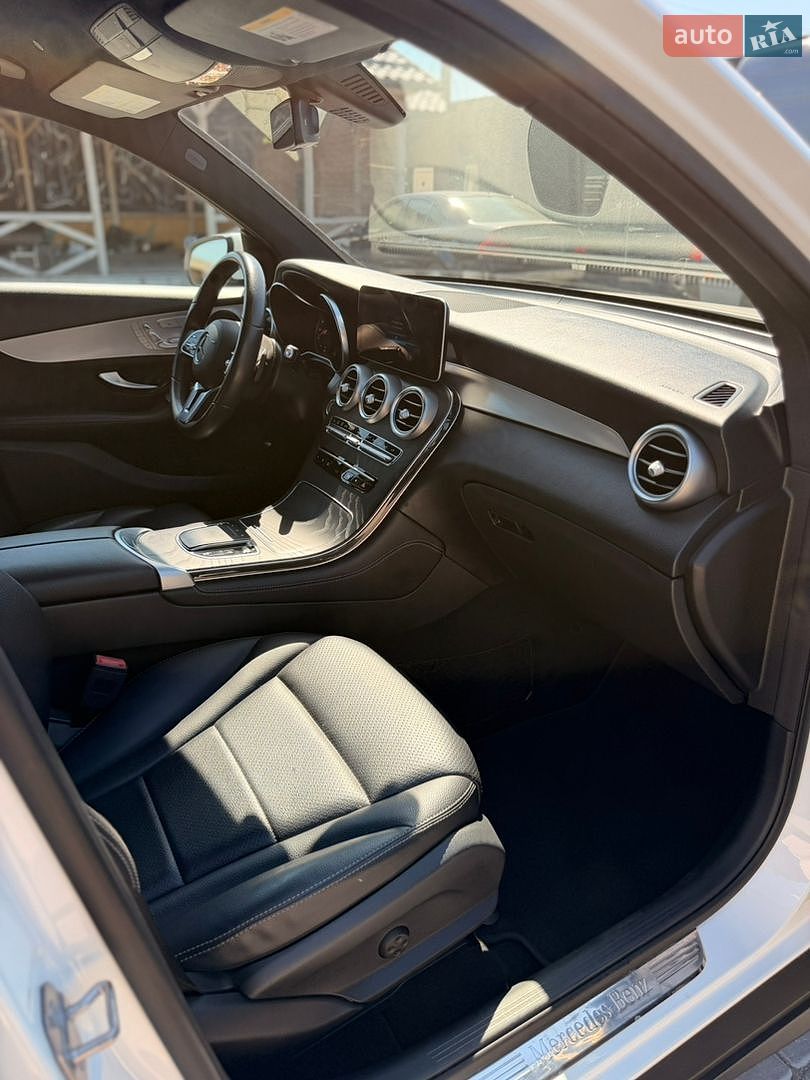 Mercedes-Benz GLC-Class 2019 VIN W1N0G8DB3LF759967 фото оголошення 15 з 22