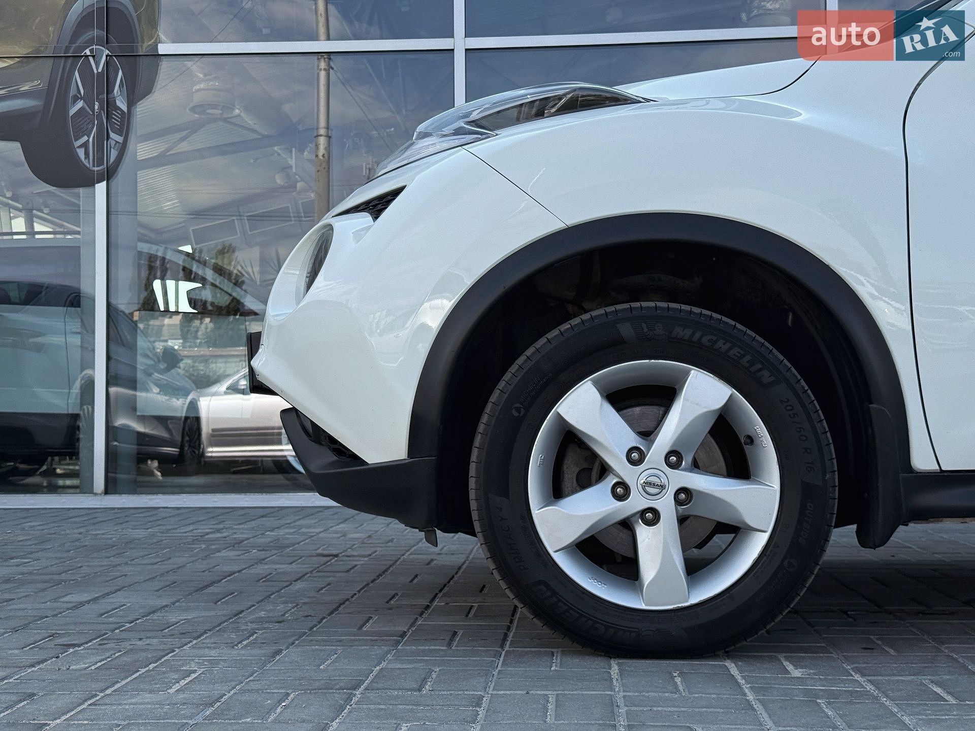 Nissan Juke 2018 VIN SJNFBAF15U8023510 фото оголошення 3 з 30