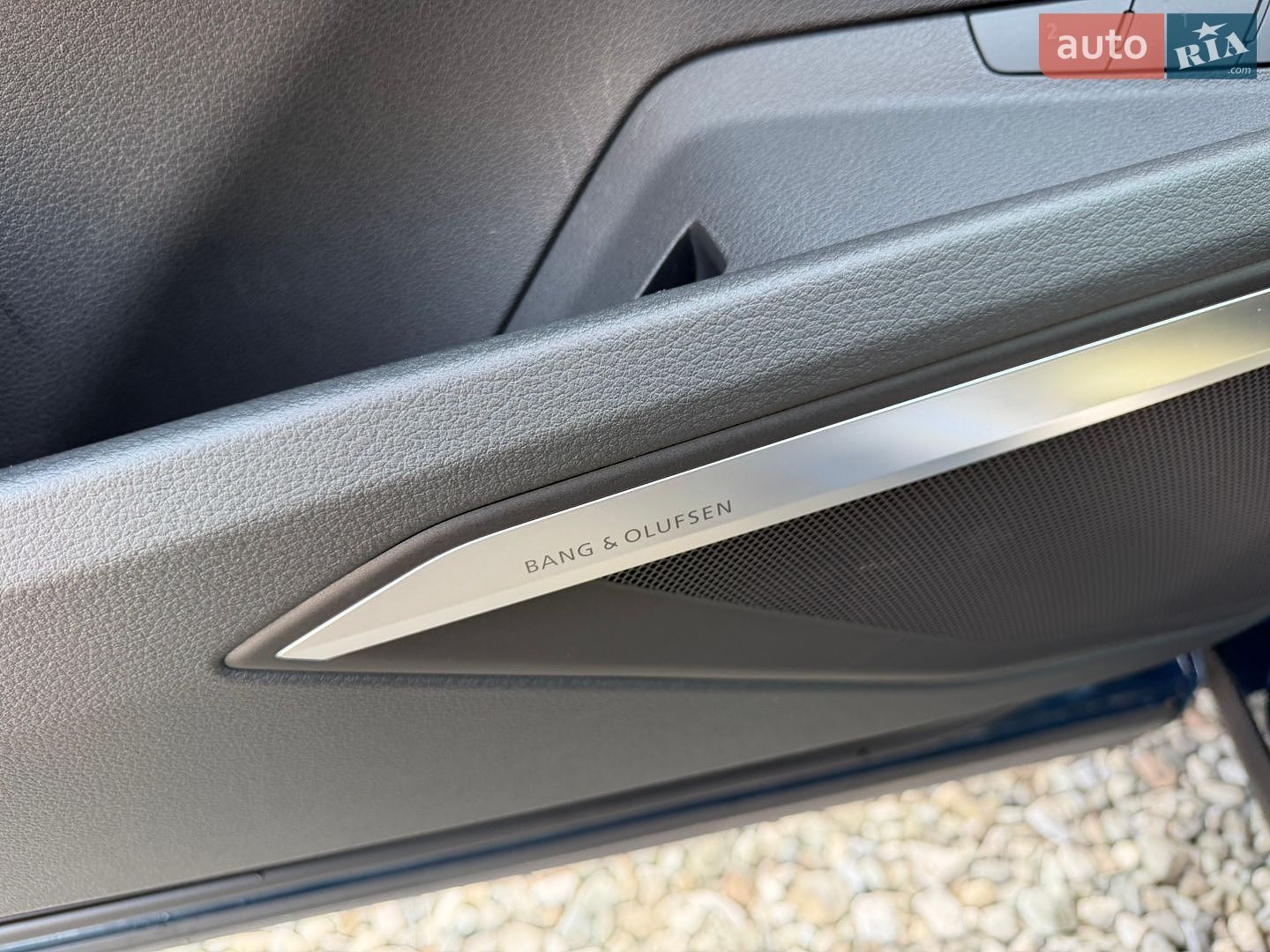 Audi e-tron 2019 VIN WA1LAAGE1KB008823 фото оголошення 23 з 48