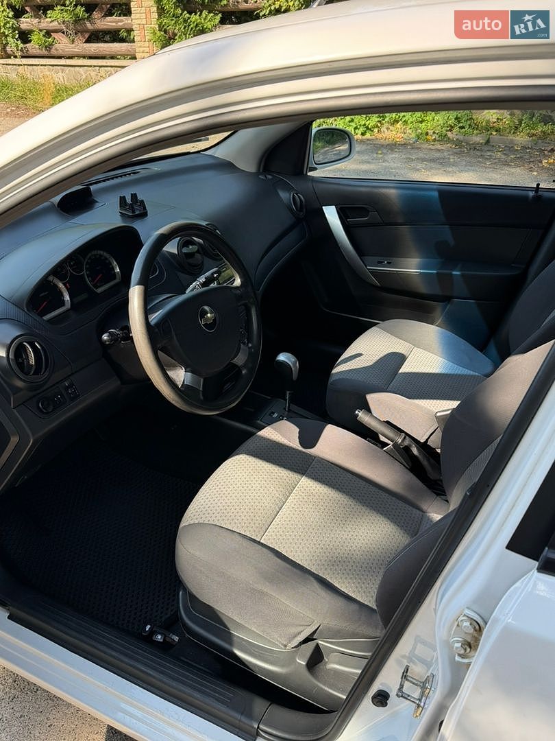 Chevrolet Aveo 2008 VIN Y6DSA48YE8B334248 фото оголошення 10 з 22