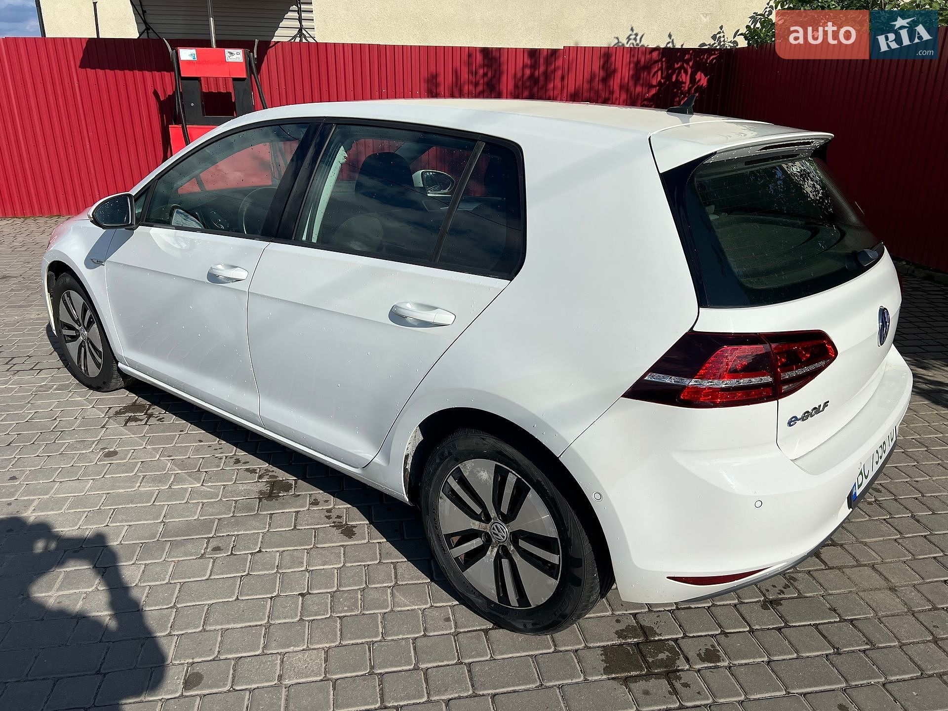 Volkswagen e-Golf 2014 VIN WVWZZZAUZFW900351 фото оголошення 7 з 8