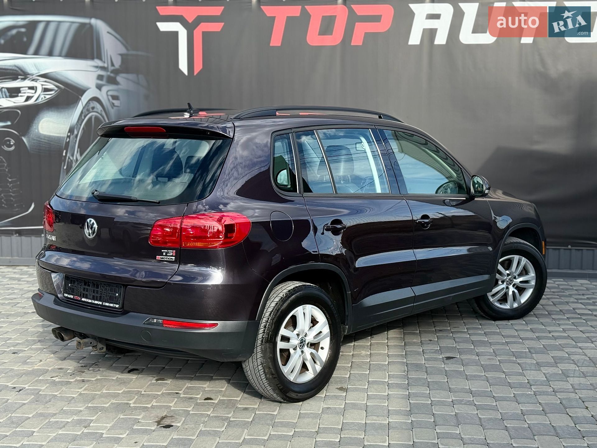 Volkswagen Tiguan 2016 VIN WVGBV7AX5GW522804 фото оголошення 10 з 56
