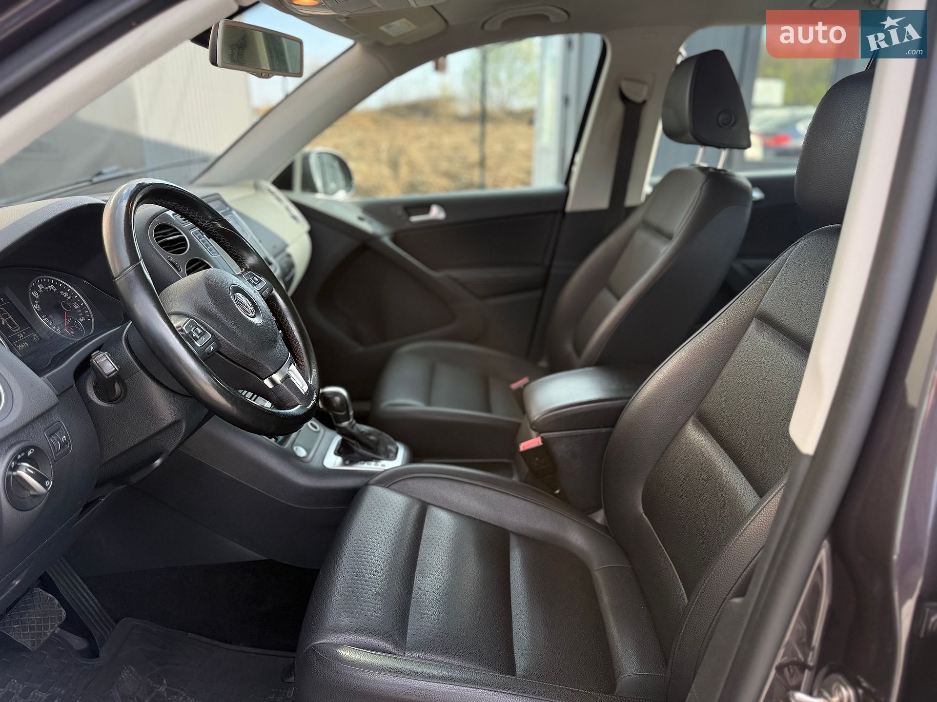 Volkswagen Tiguan 2016 VIN WVGBV7AX5GW522804 фото оголошення 22 з 56
