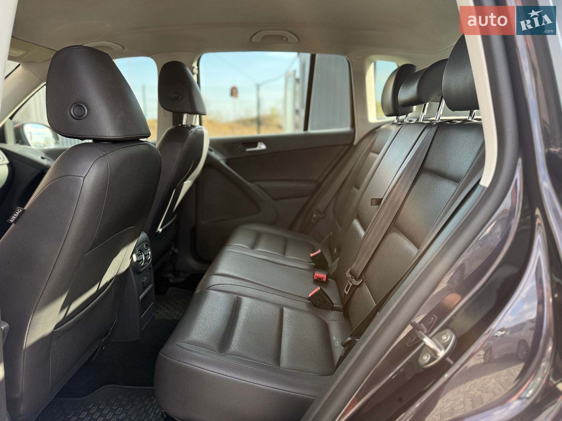 Volkswagen Tiguan 2016 VIN WVGBV7AX5GW522804 фото оголошення 27 з 56