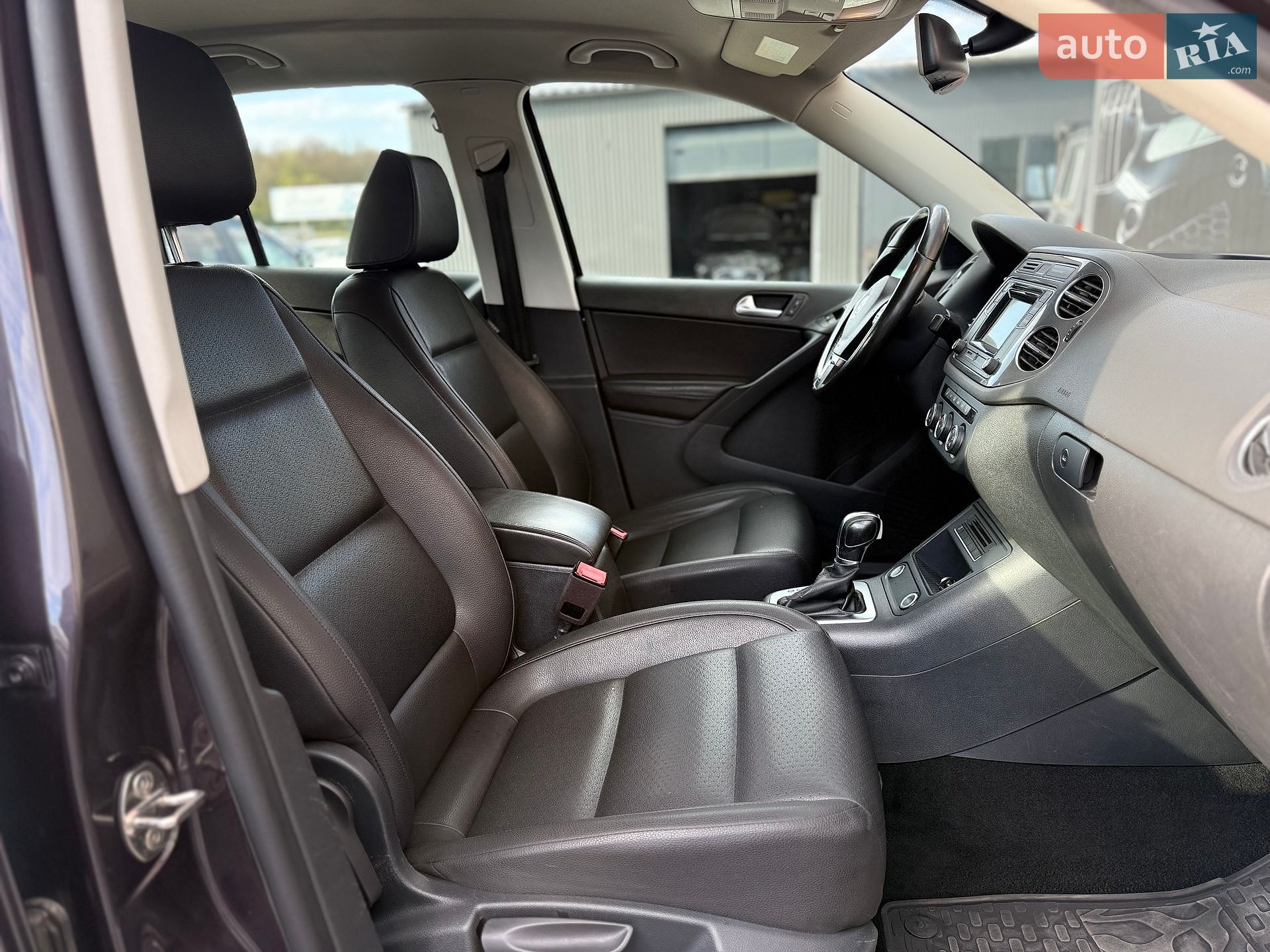 Volkswagen Tiguan 2016 VIN WVGBV7AX5GW522804 фото оголошення 46 з 56