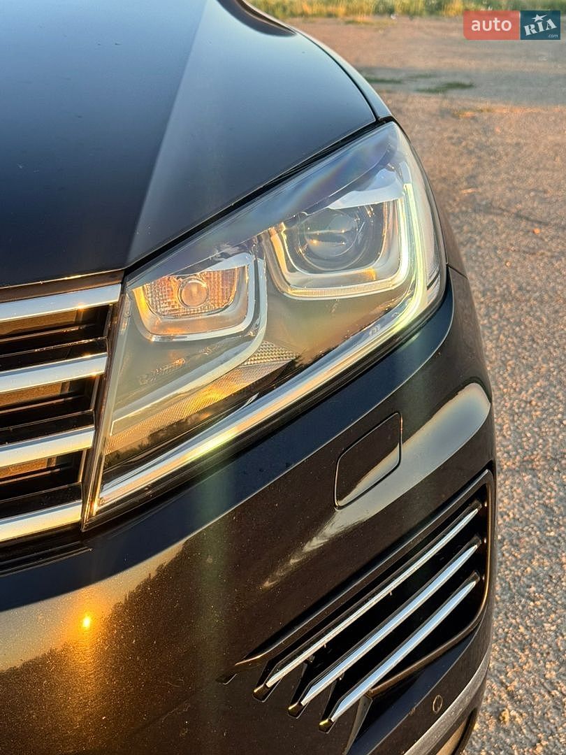 Volkswagen Touareg 2014 VIN WVGZZZ7PZFD008722 фото оголошення 17 з 55