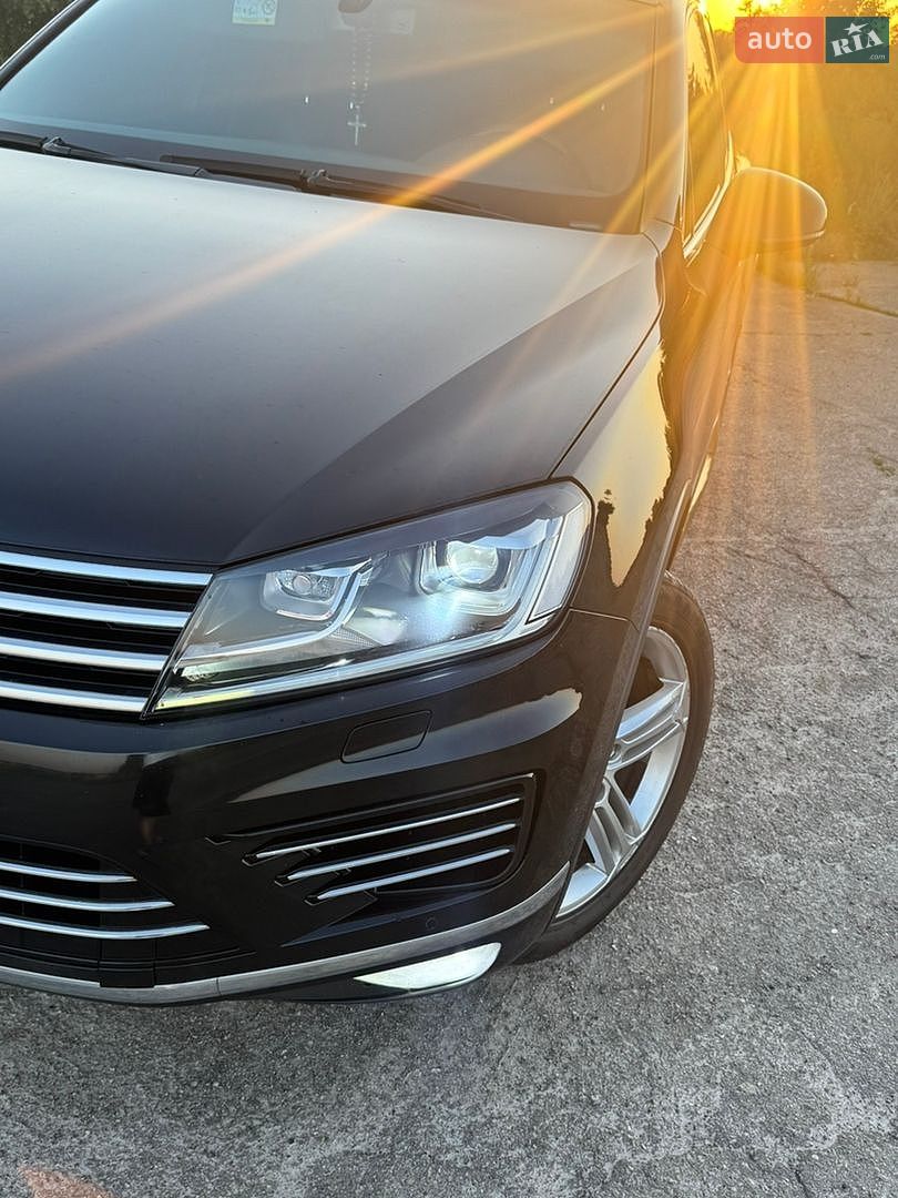 Volkswagen Touareg 2014 VIN WVGZZZ7PZFD008722 фото оголошення 24 з 55