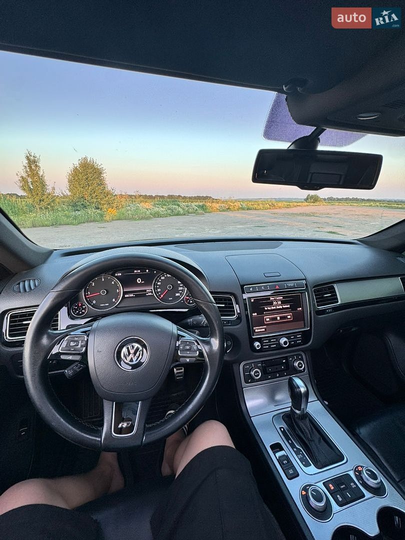 Volkswagen Touareg 2014 VIN WVGZZZ7PZFD008722 фото оголошення 32 з 55